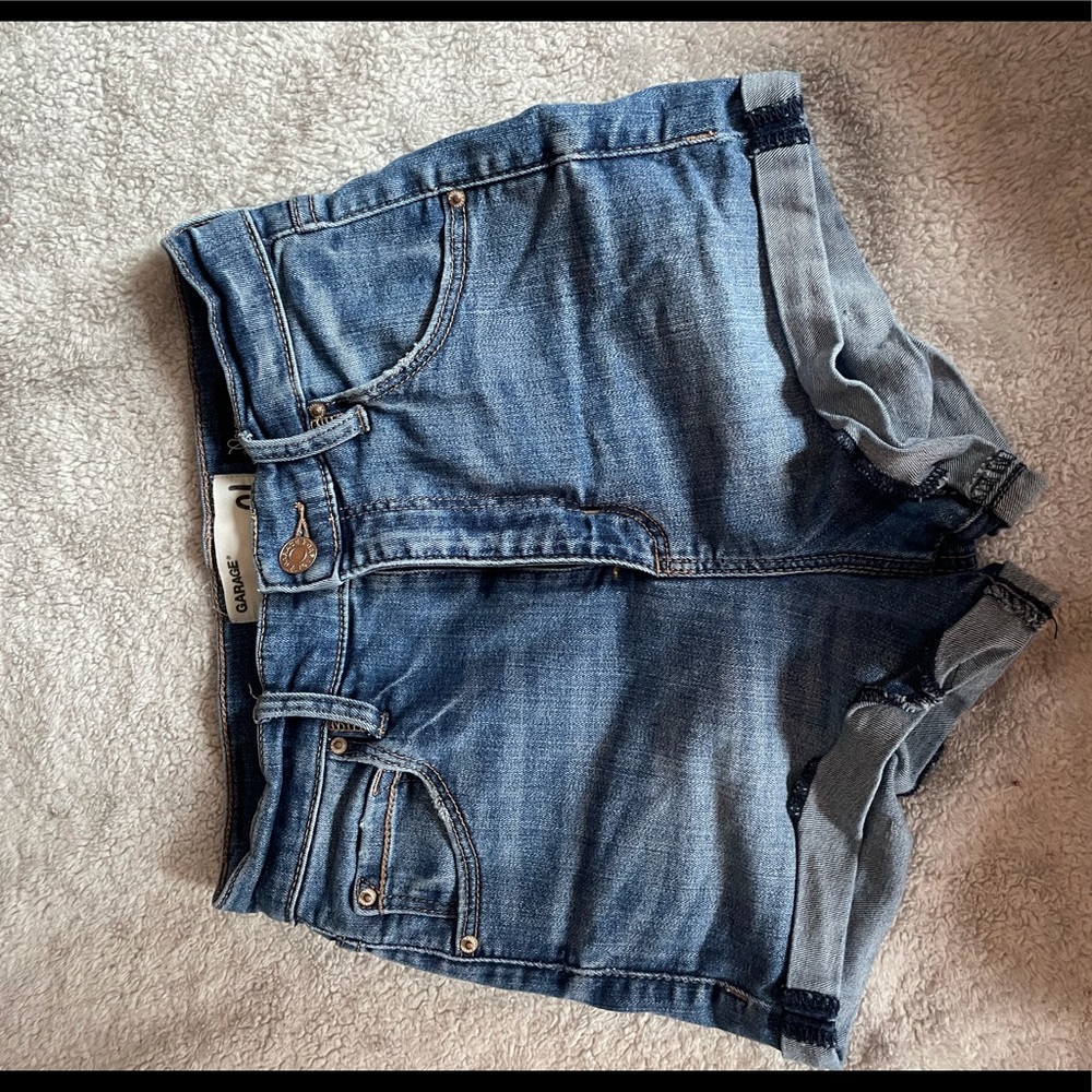 Garage shorts
